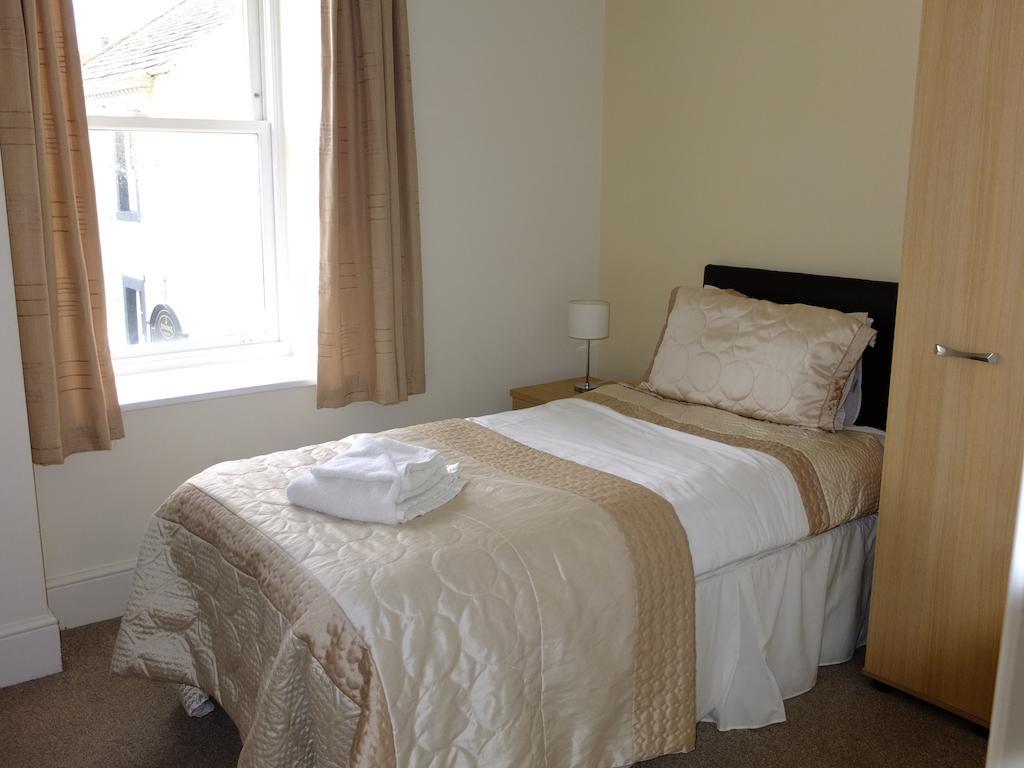 The Golden Lion Hotel Maryport Esterno foto